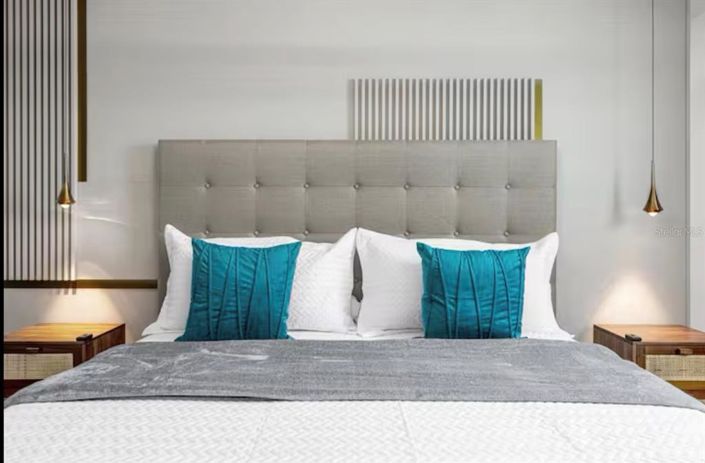 Image No.51-8 Bed House for sale