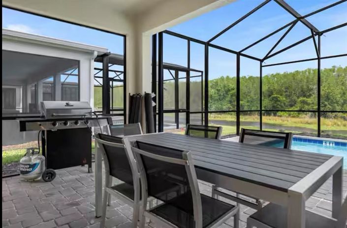 Image No.60-8 Bed House for sale