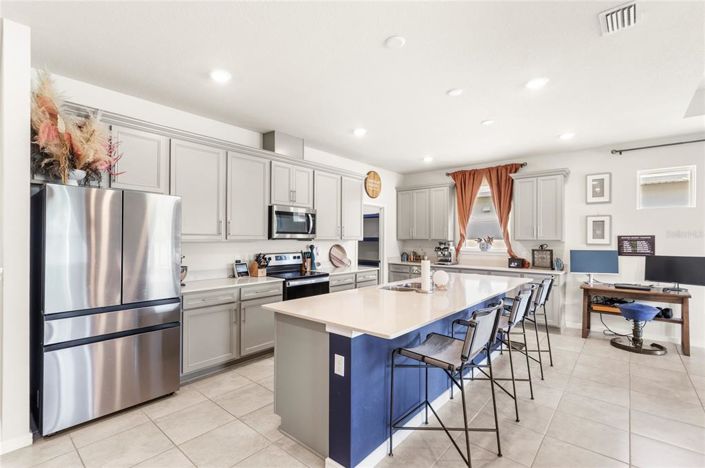 Image No.12-3 Bed House for sale