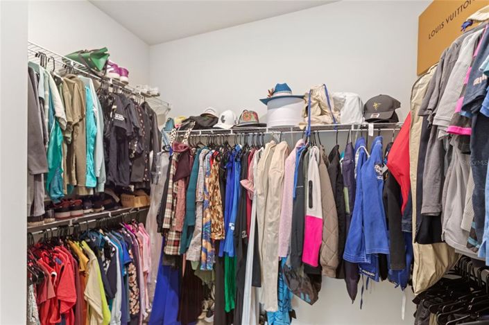 Image No.24-3 Bed House for sale