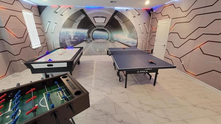 Image No.17-8 Bed House for sale