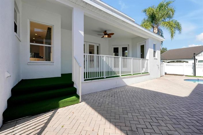 Image No.19-5 Bed House for sale