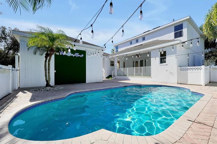 Image No.23-5 Bed House for sale