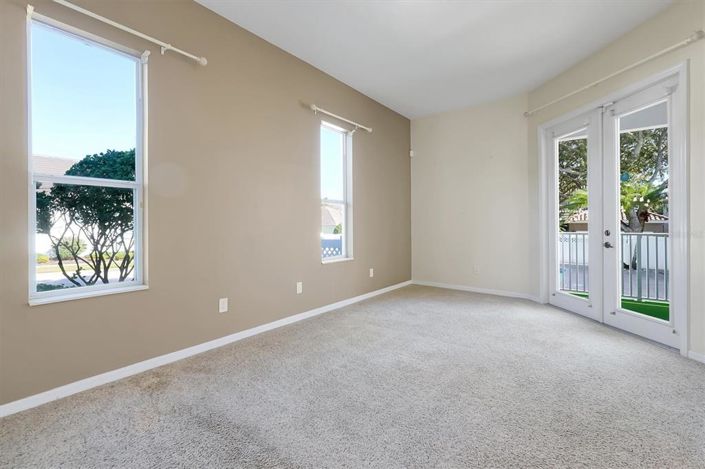 Image No.26-5 Bed House for sale