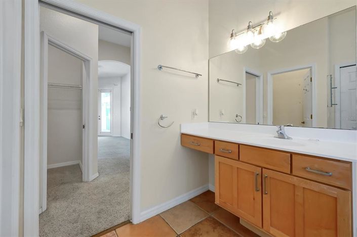 Image No.31-5 Bed House for sale