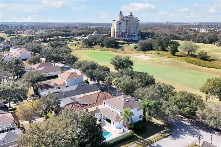 Image No.55-5 Bed House for sale