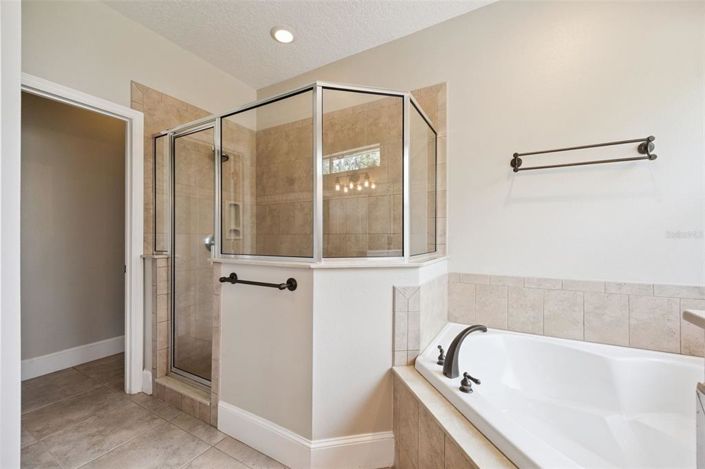 Image No.22-4 Bed House for sale