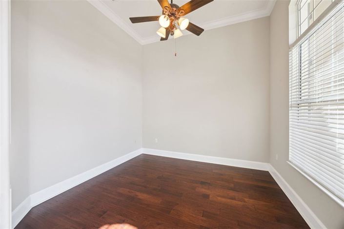 Image No.25-4 Bed House for sale