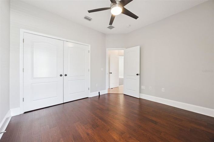 Image No.27-4 Bed House for sale