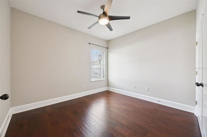 Image No.28-4 Bed House for sale