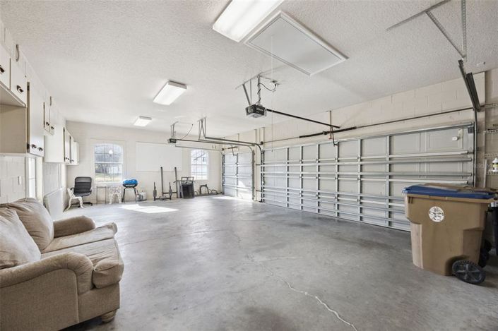 Image No.38-4 Bed House for sale