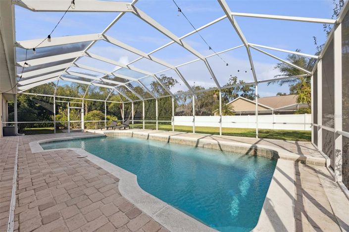 Image No.44-4 Bed House for sale