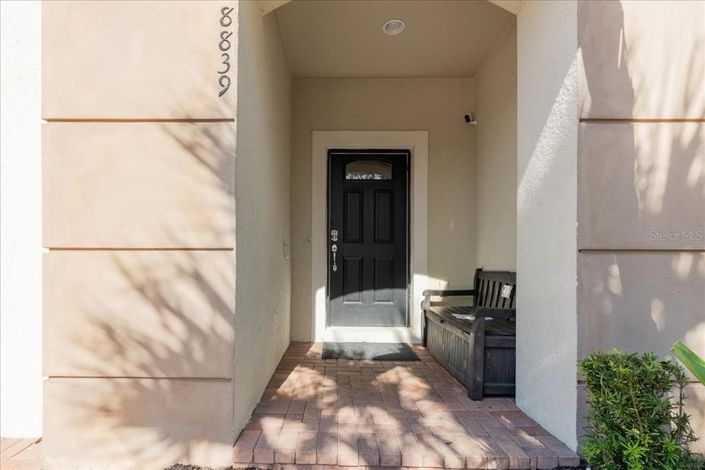 Image No.2-4 Bed Townhouse for sale