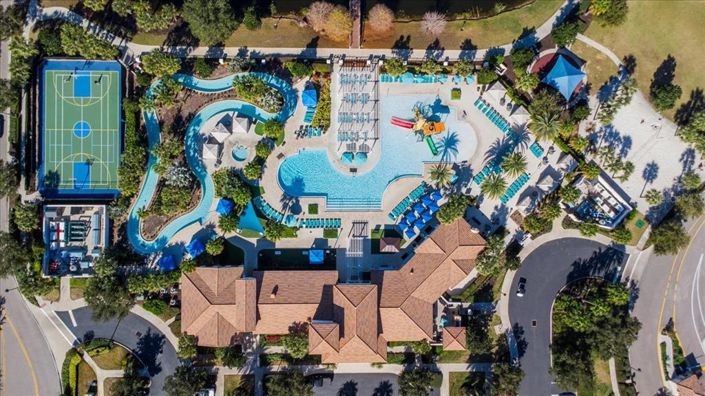 Image No.32-4 Bed Townhouse for sale