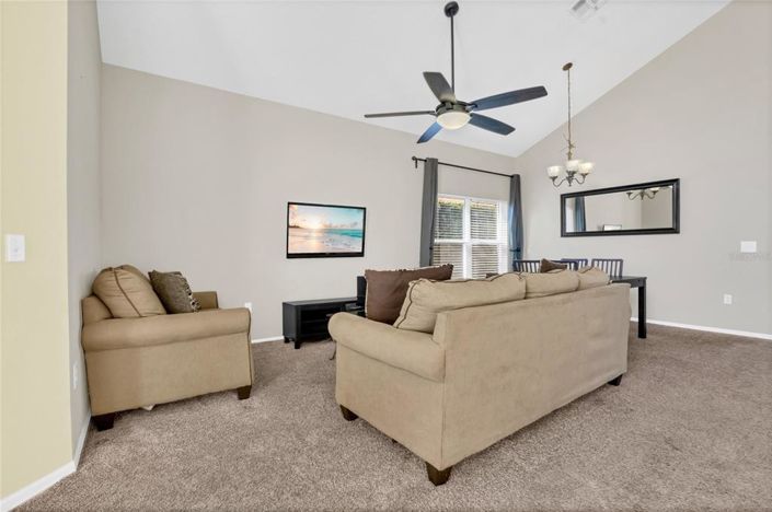 Image No.5-Maison de 5 chambres à vendre à Saint John