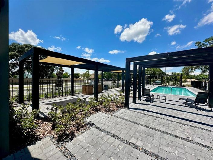 Image No.18-3 Bed Townhouse for sale