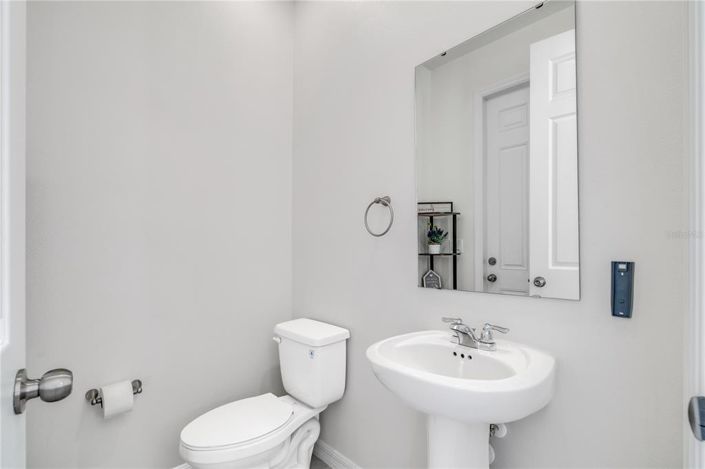 Image No.23-6 Bed Townhouse for sale