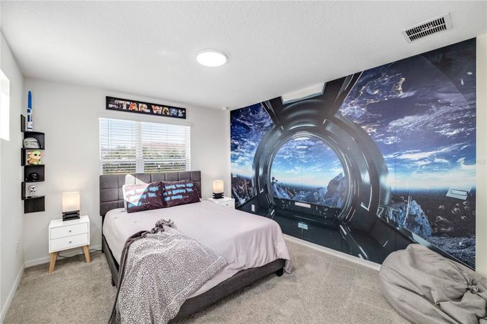 Image No.25-6 Bed Townhouse for sale