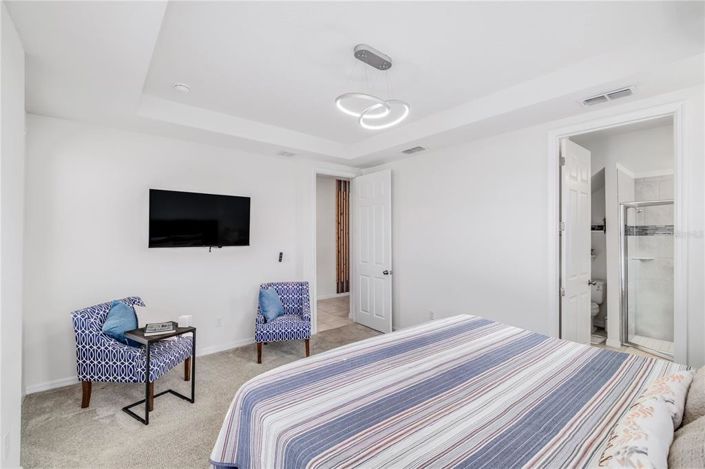 Image No.7-6 Bed Townhouse for sale