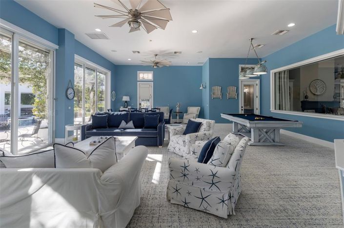 Image No.26-10 Bed House for sale