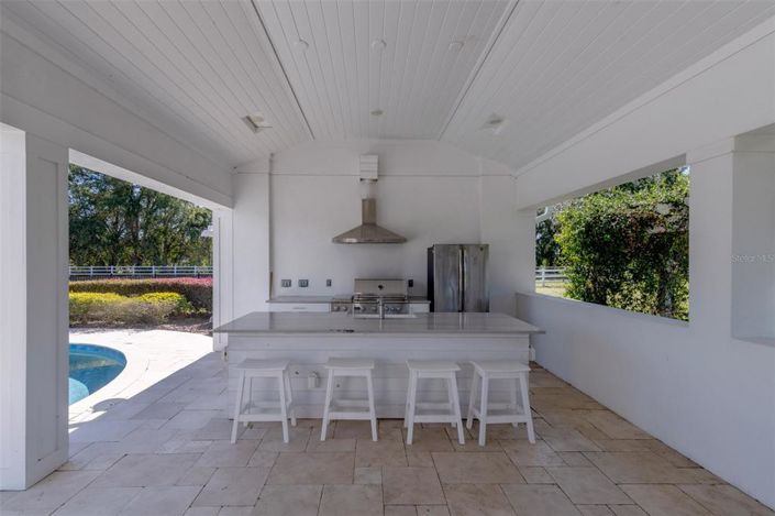 Image No.44-10 Bed House for sale