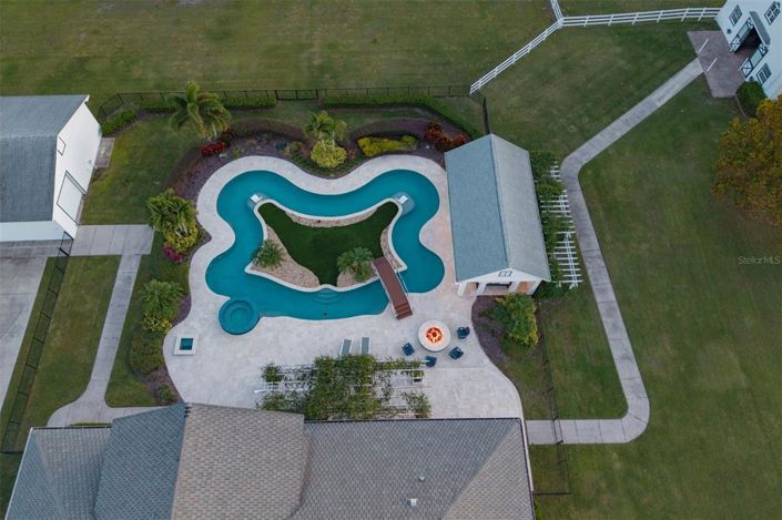 Image No.48-10 Bed House for sale