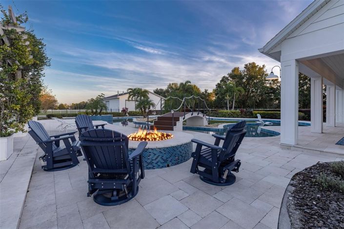 Image No.55-10 Bed House for sale