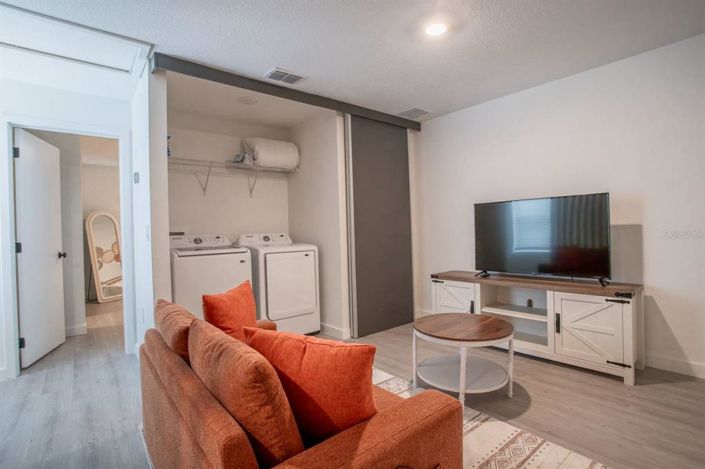 Image No.17-3 Bed Townhouse for sale