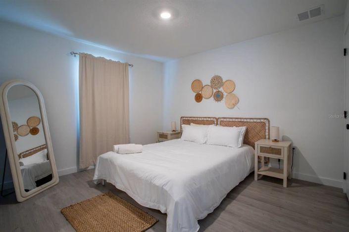 Image No.22-3 Bed Townhouse for sale