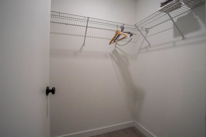 Image No.23-3 Bed Townhouse for sale