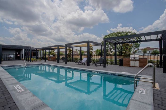 Image No.30-3 Bed Townhouse for sale