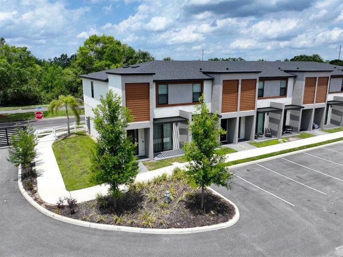 Image No.41-3 Bed Townhouse for sale