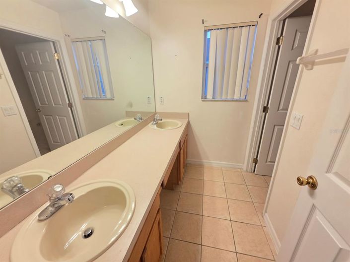 Image No.22-Maison de 4 chambres à vendre à Saint John