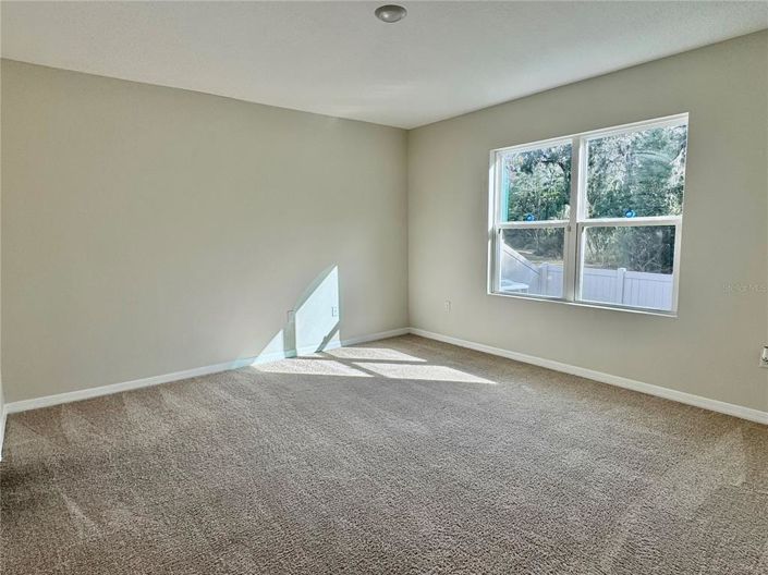 Image No.15-3 Bed House for sale