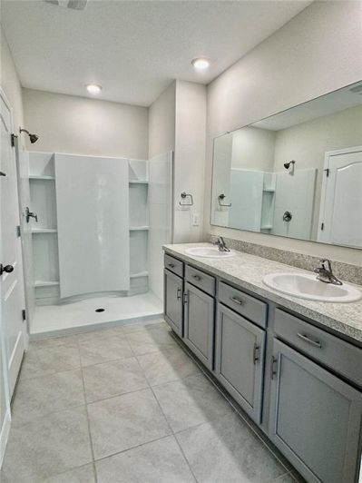 Image No.17-3 Bed House for sale