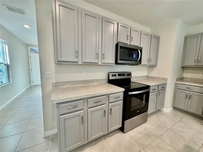 Image No.5-3 Bed House for sale