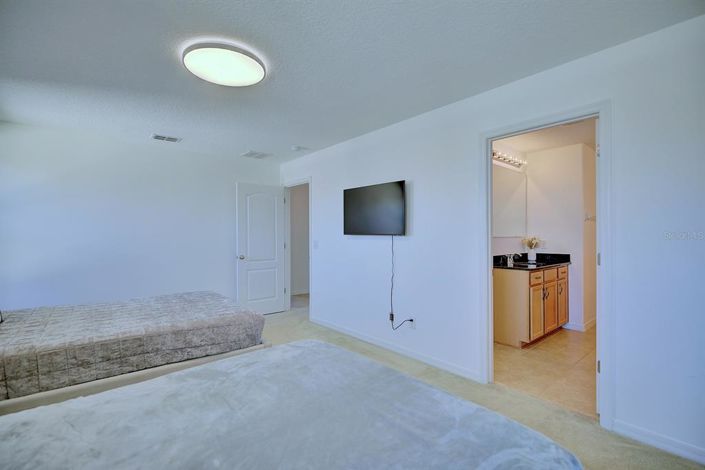 Image No.40-4 Bed House for sale