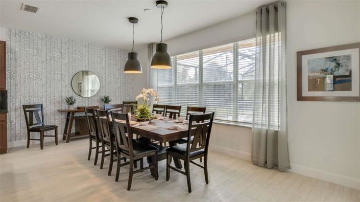 Image No.17-6 Bed House for sale