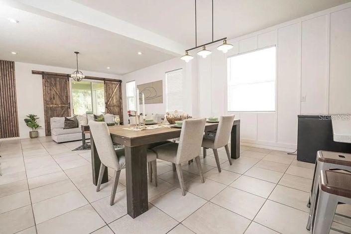 Image No.18-4 Bed House for sale