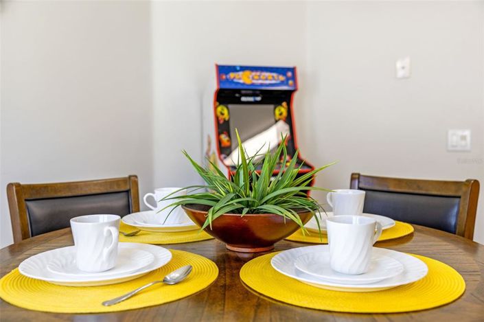 Image No.13-5 Bed House for sale