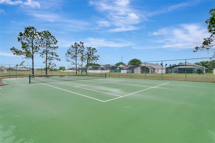 Image No.42-5 Bed House for sale