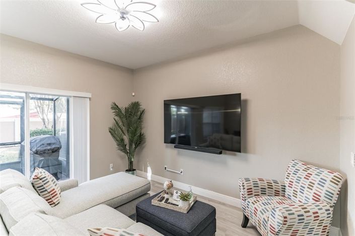 Image No.8-Maison de ville de 4 chambres à vendre à Saint John