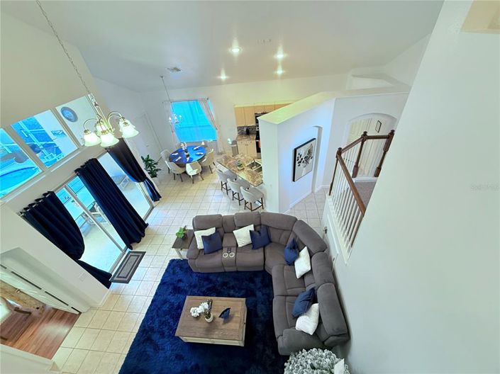 Image No.25-5 Bed House for sale