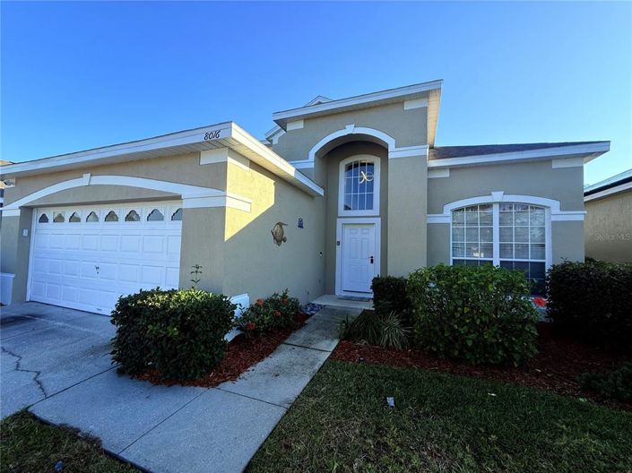 Image No.3-5 Bed House for sale