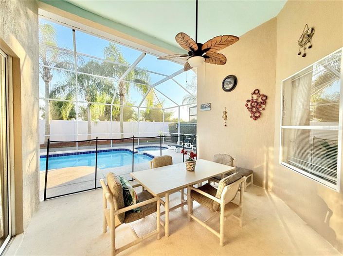 Image No.36-5 Bed House for sale