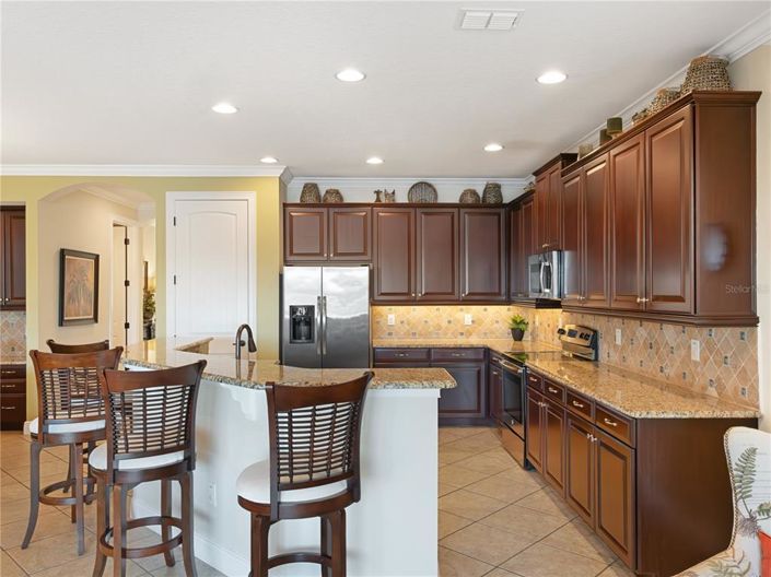 Image No.23-5 Bed House for sale