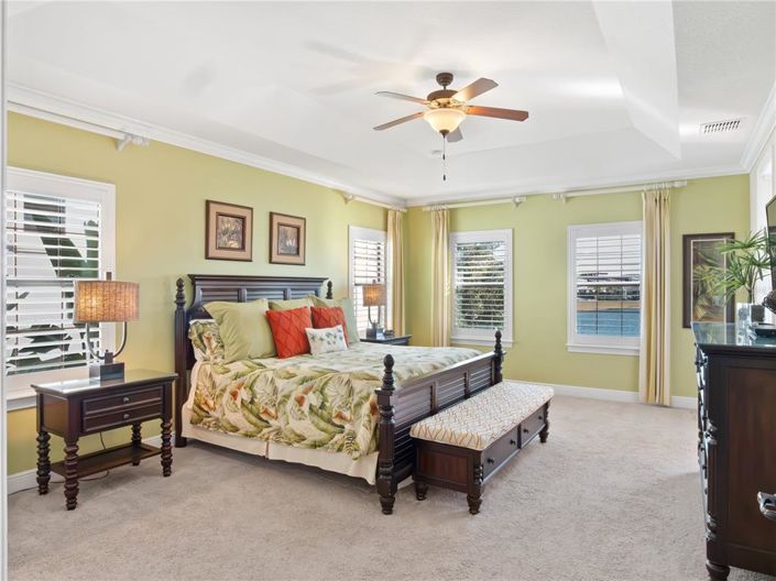 Image No.30-5 Bed House for sale