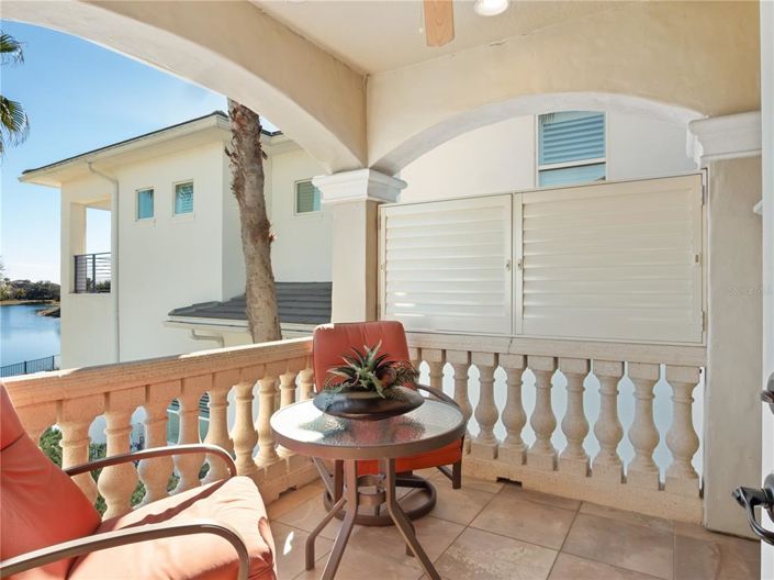 Image No.32-5 Bed House for sale