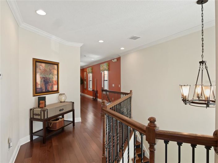 Image No.38-5 Bed House for sale