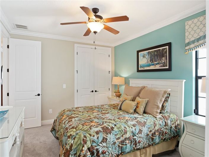 Image No.42-5 Bed House for sale